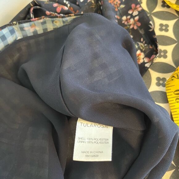 Tularosa
Maida Floral-Print Ruffle Mini Skirt - Picture 8 of 11